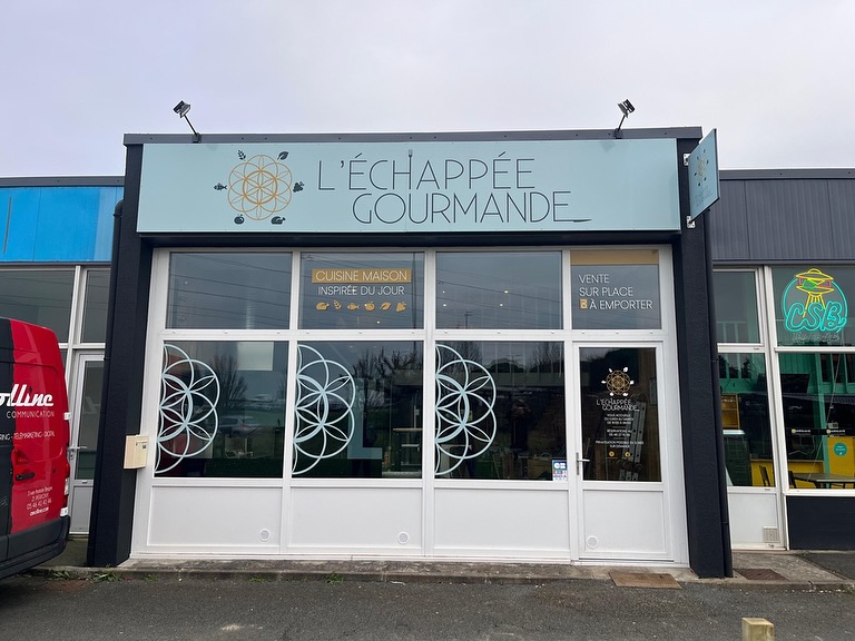Enseigne — Enseigne lumineuse | Amolline Communication La Rochelle