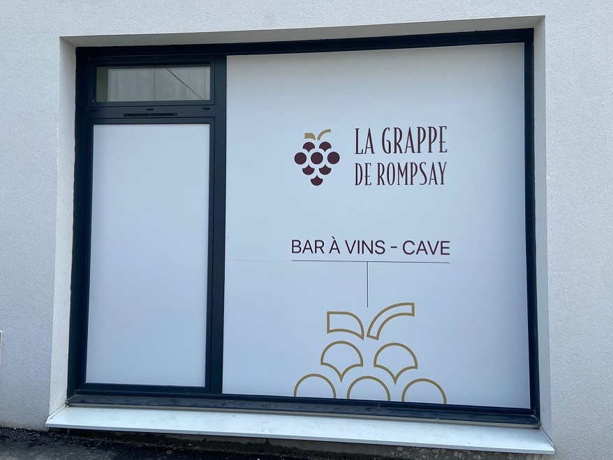 Vitrophanie — Vitrophanie grand format | Amolline Communication La Rochelle